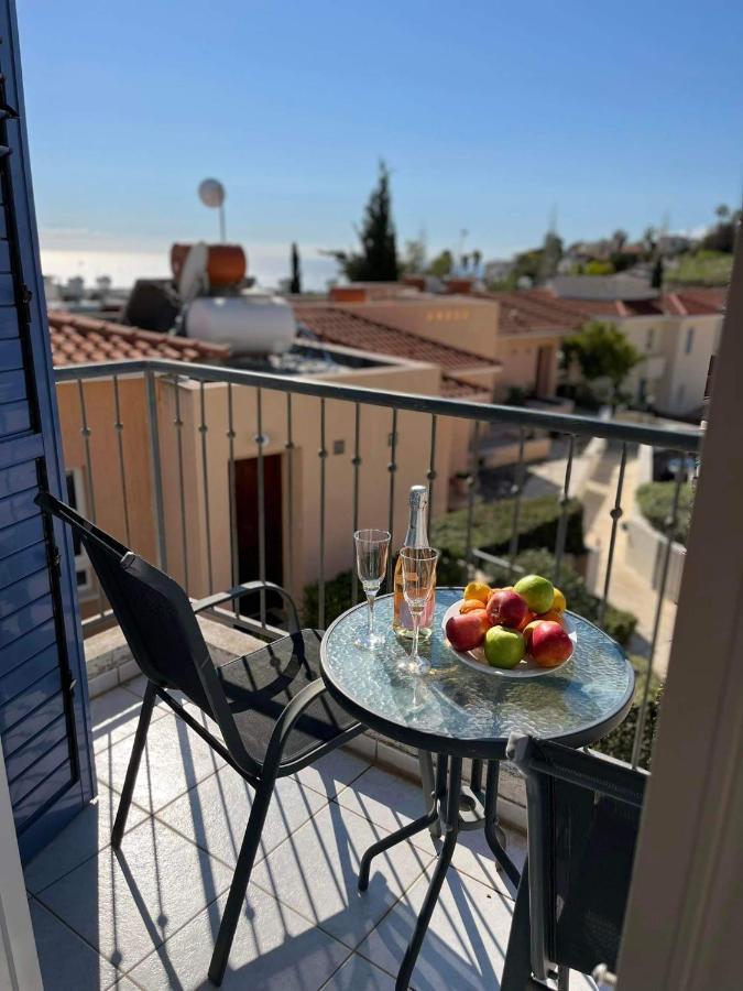 Appartement Desire Gardens à Peyia Extérieur photo