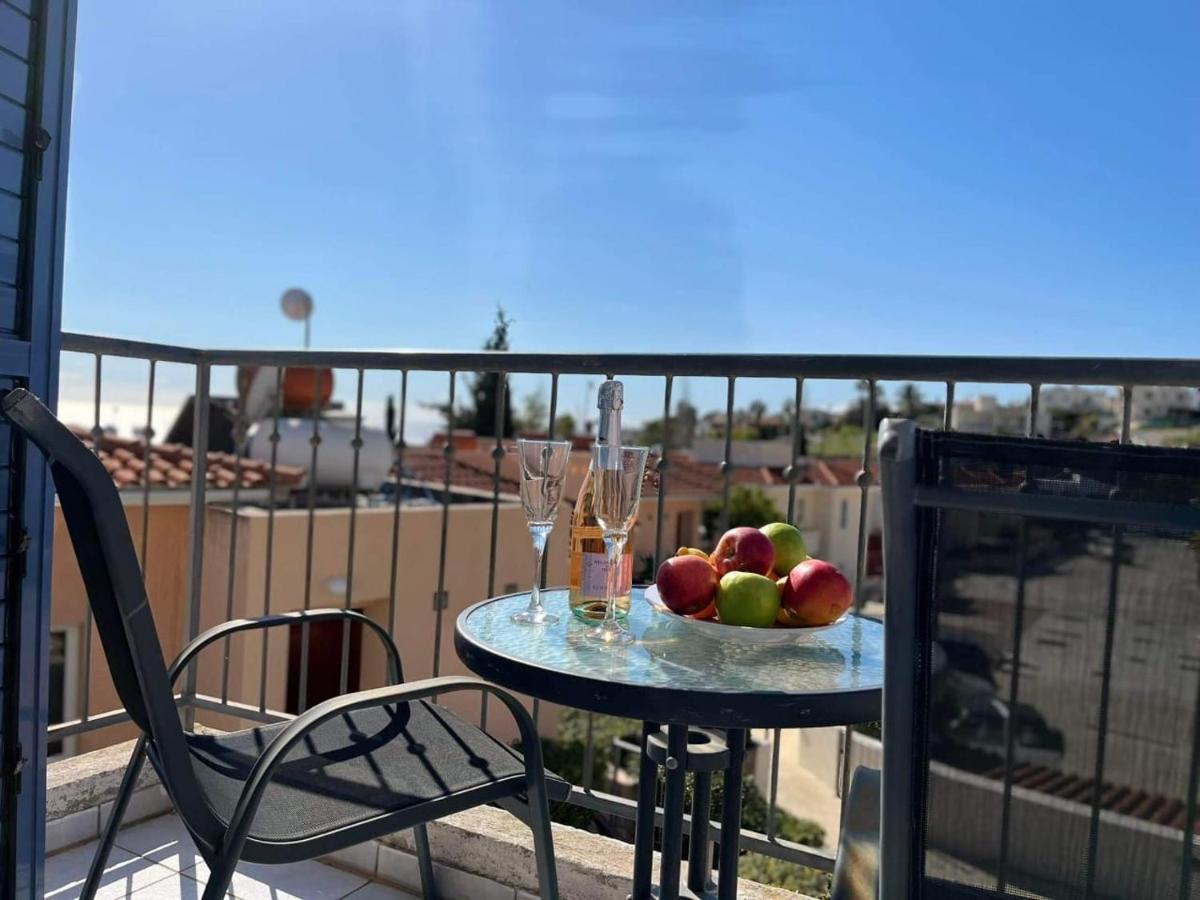 Appartement Desire Gardens à Peyia Extérieur photo