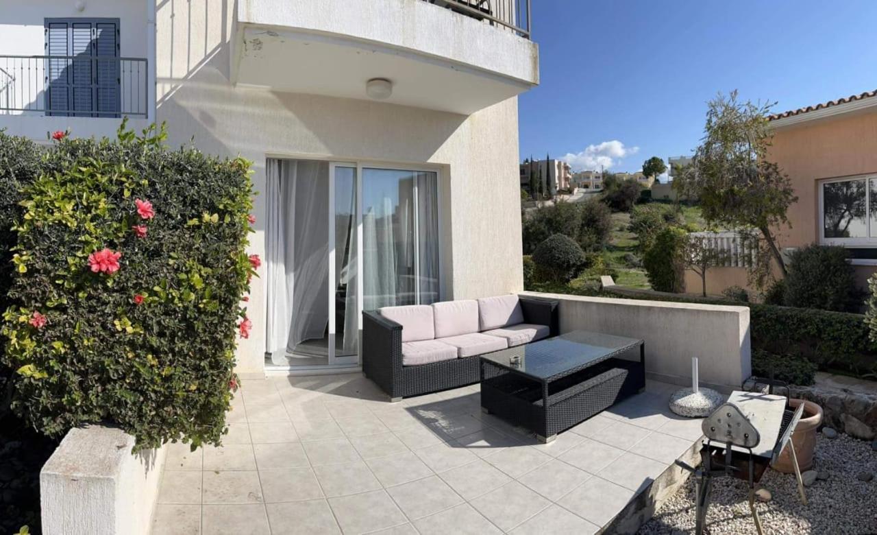 Appartement Desire Gardens à Peyia Extérieur photo