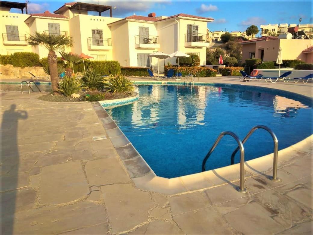 Appartement Desire Gardens à Peyia Extérieur photo
