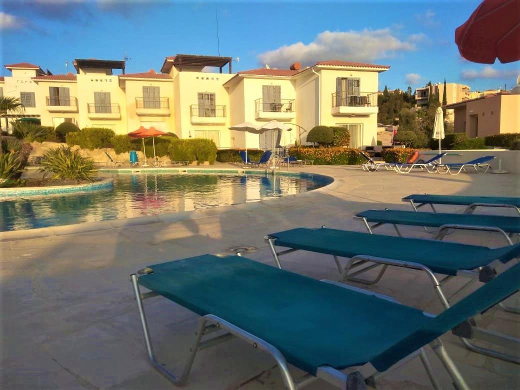 Appartement Desire Gardens à Peyia Extérieur photo